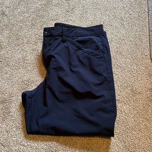 Eddie Bauer moisture wicking Capri -blue